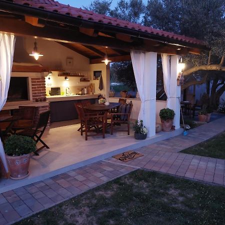 Banjol Apartments Leon 2 מראה חיצוני תמונה