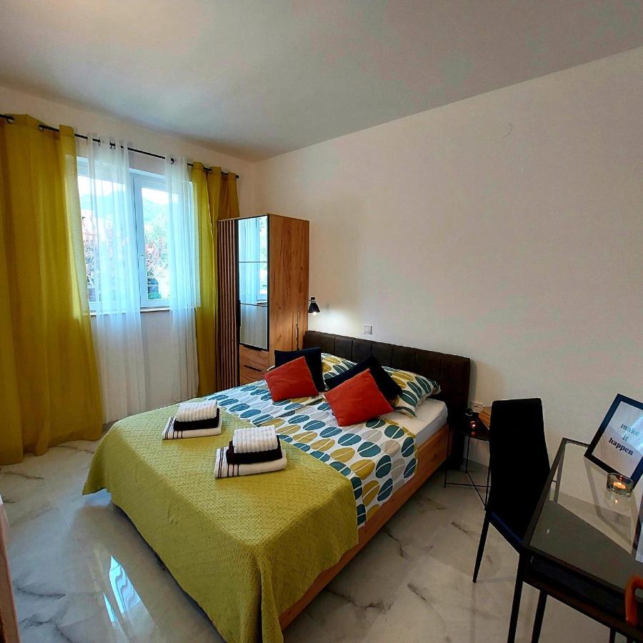 Banjol Apartments Leon 2 מראה חיצוני תמונה